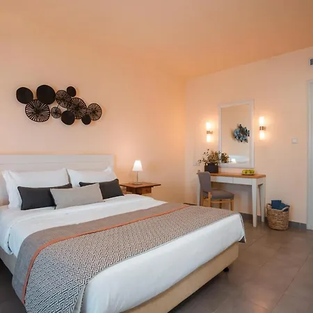 Ξενοδοχείο Megisti Hotel 4*