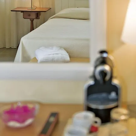 Ξενοδοχείο Megisti Hotel