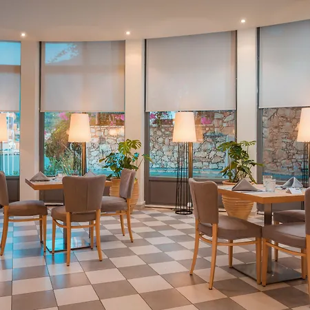 Ξενοδοχείο Megisti Hotel