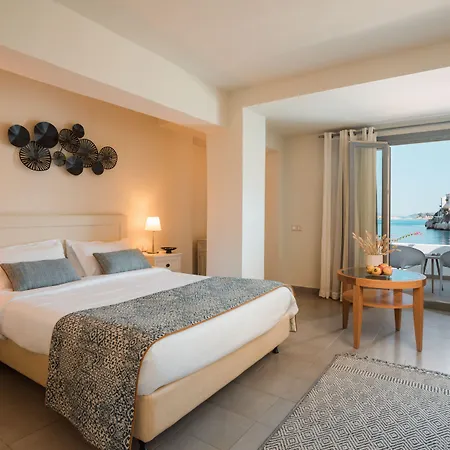 Ξενοδοχείο Megisti Hotel