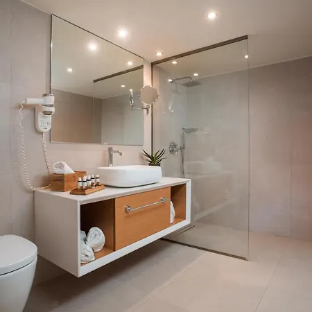 Szálloda Megisti Hotel 4*